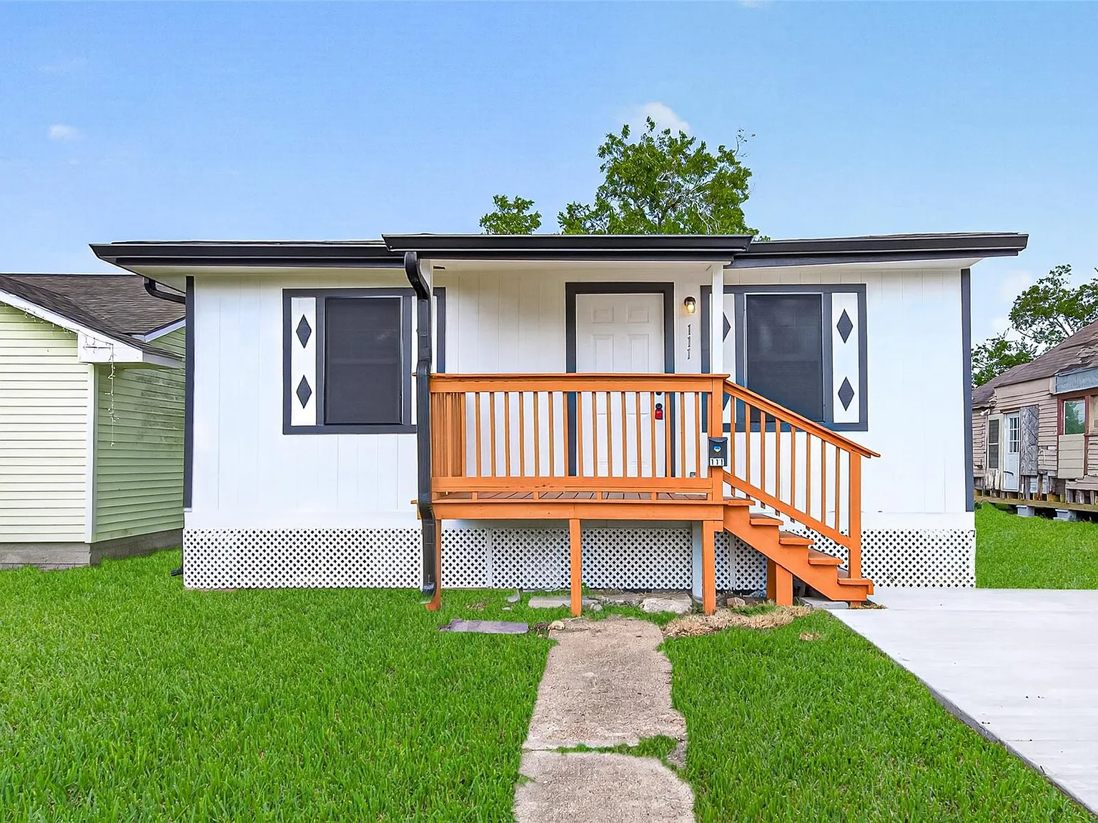 3 bed, 1.0 bath, 936 sqft, $1,500 — Photo 3