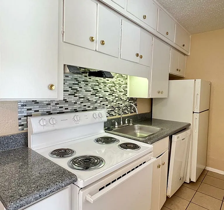 Handley Oaks Apartments