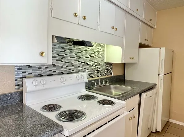 Handley Oaks Apartments