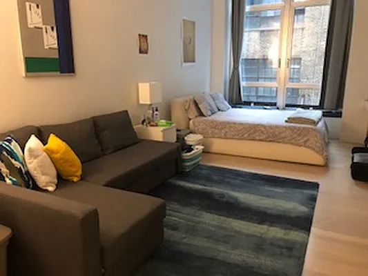 Rented by Nest Seekers International | media 8