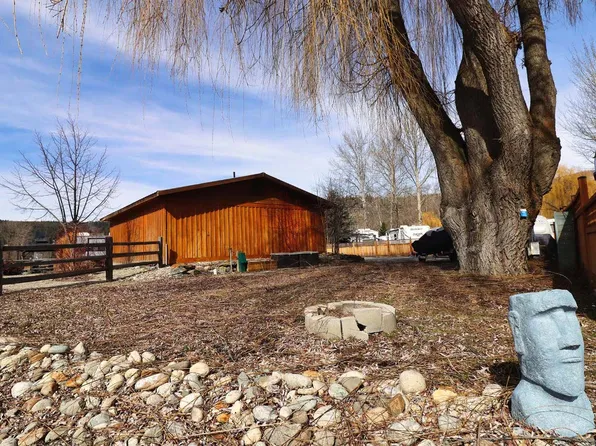 70 Cottonwood Dr, Columbia Shuswap, BC V0E 1M4