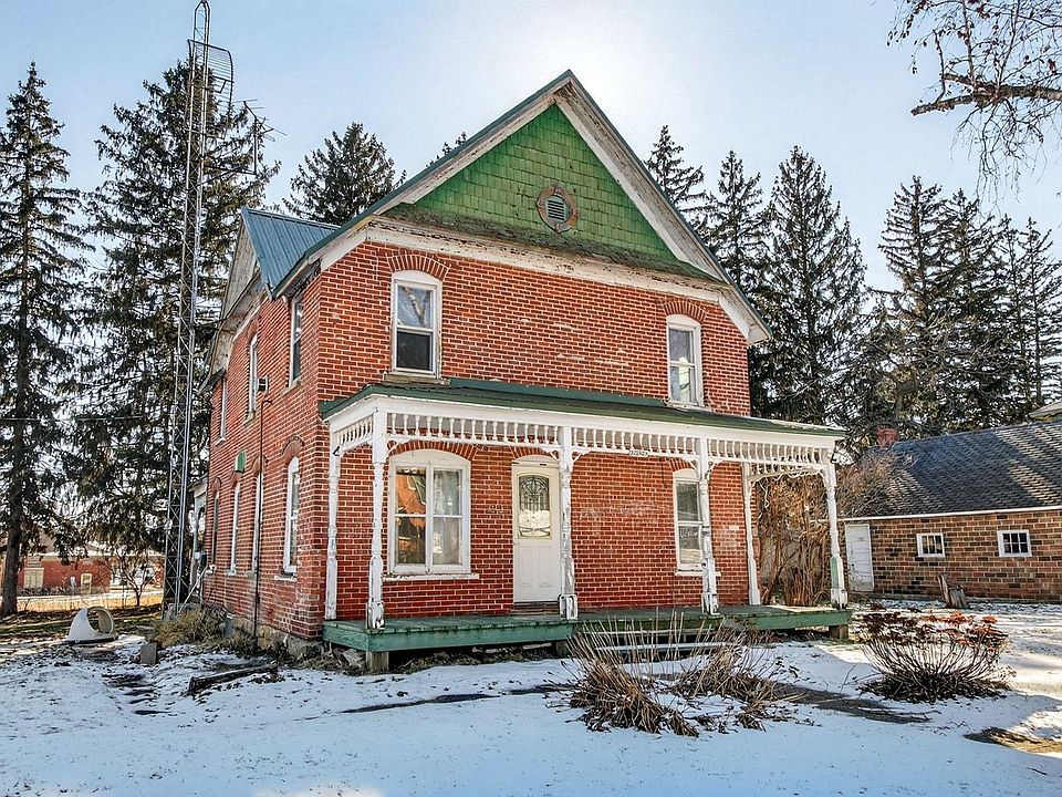 1st image of 23965 Washington St