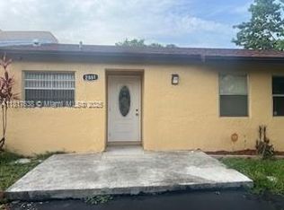 2881 NW 204th St, Miami Gardens, FL 33056