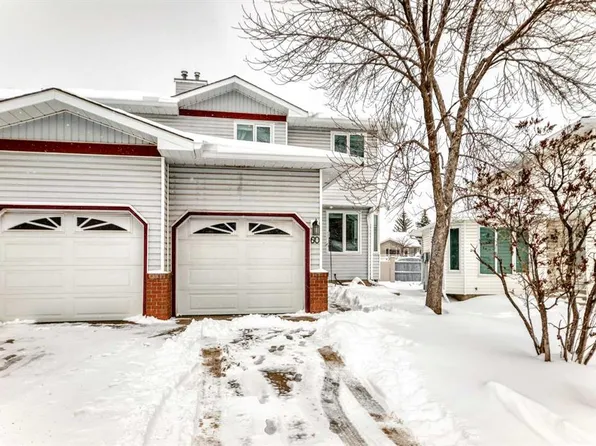 60 S Scenic Gdns NW, Calgary, AB T3L 1Y6
