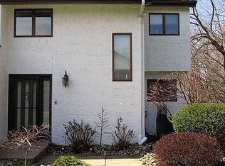 401 Casa Vita Dr, Greensburg, PA 15601