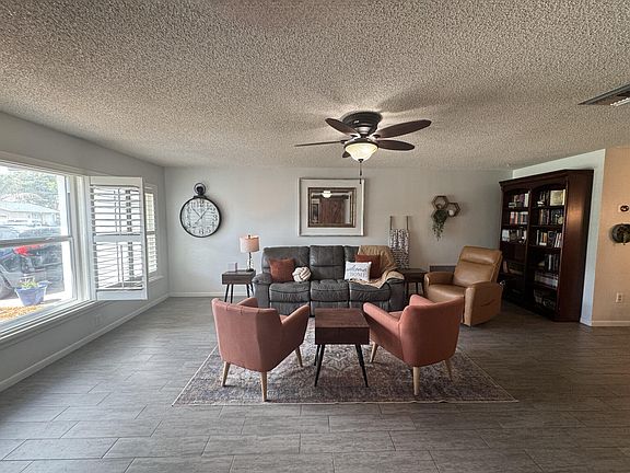 5th image of 22692 SW 65th Circle