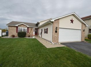 8574 E 123rd Pl, Crown Point, IN 46307