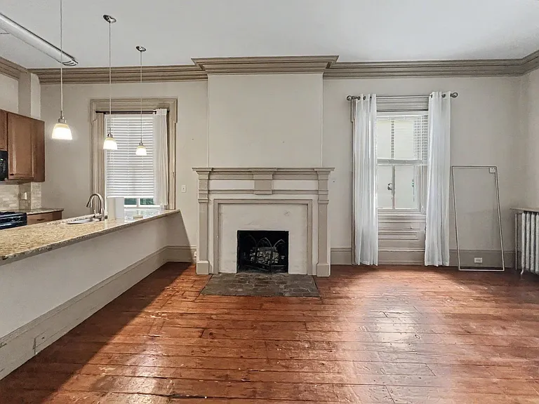 428 N Church St — Photo 9