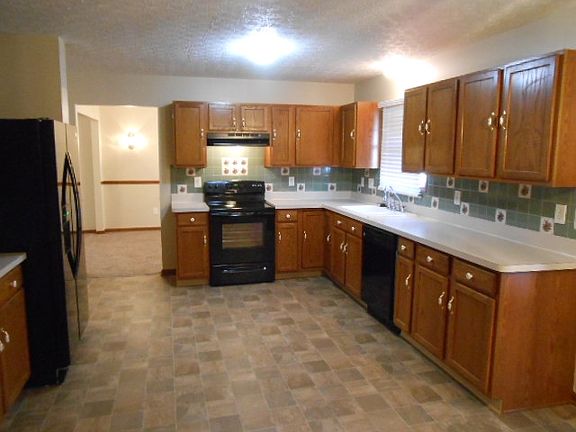 5th image of 821 Whitehead Dr #0