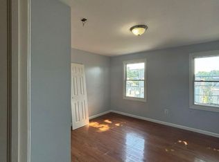 918 S 20th St, Newark, NJ