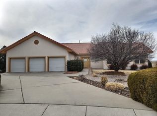 2405 Catalina Ct, Farmington, NM 87401