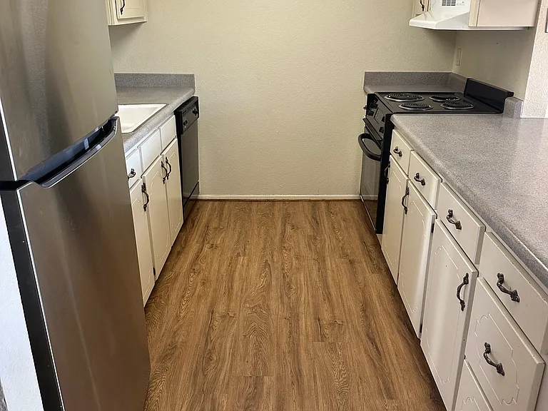 2155 S 14th Ave #60 — Photo 11