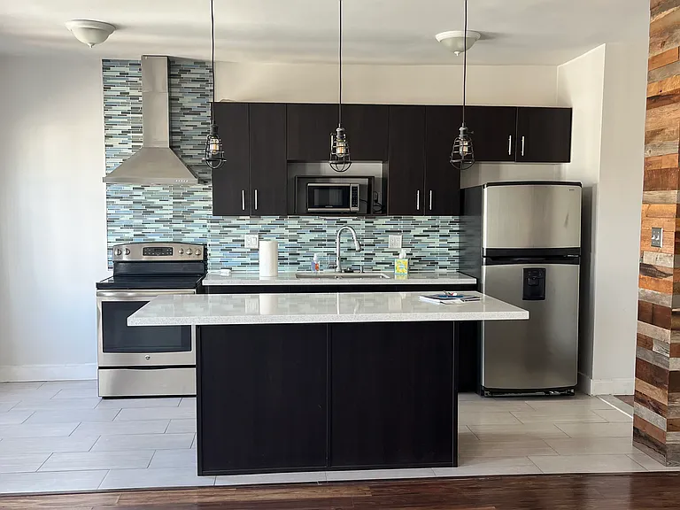 140 Linden Ave #10 — Photo 15