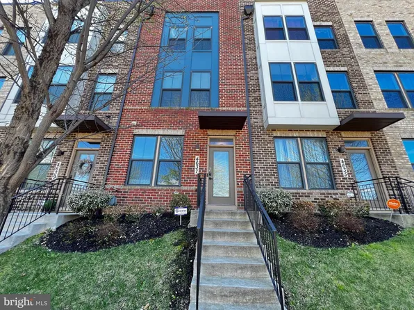 4637 Towne Park Rd, Suitland, MD 20746