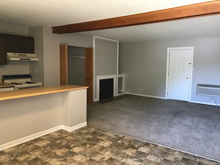 1439 Fernwood Glendale Rd #A — Photo 5