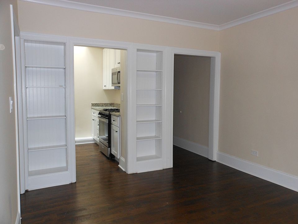 Built In Shelving