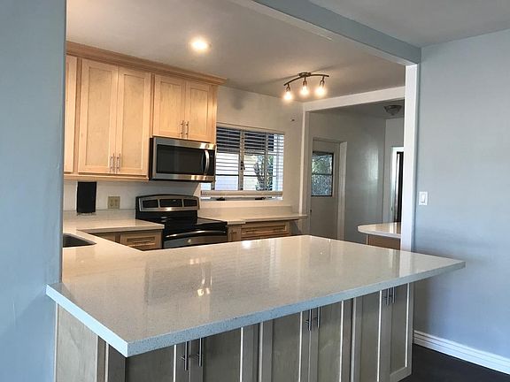 kitchen with breakfast bar