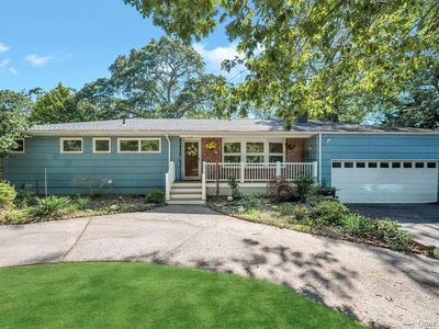 12 Inwood Road, Center Moriches, NY, 11934