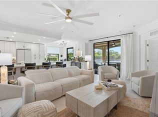 9476 Napoli Ln APT 101, Naples, FL 34113