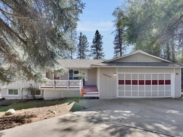 13320 N Hillary Ct, Mead, WA 99021