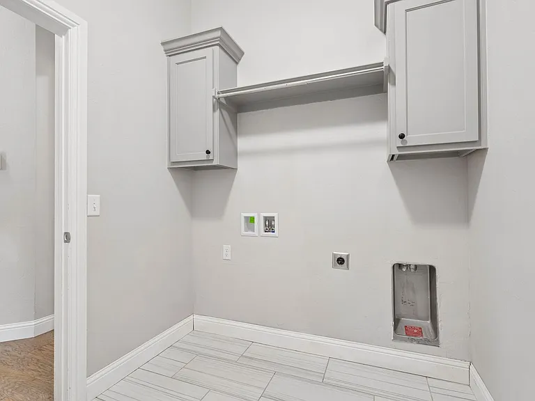 5709 Asheville Way — Photo 18