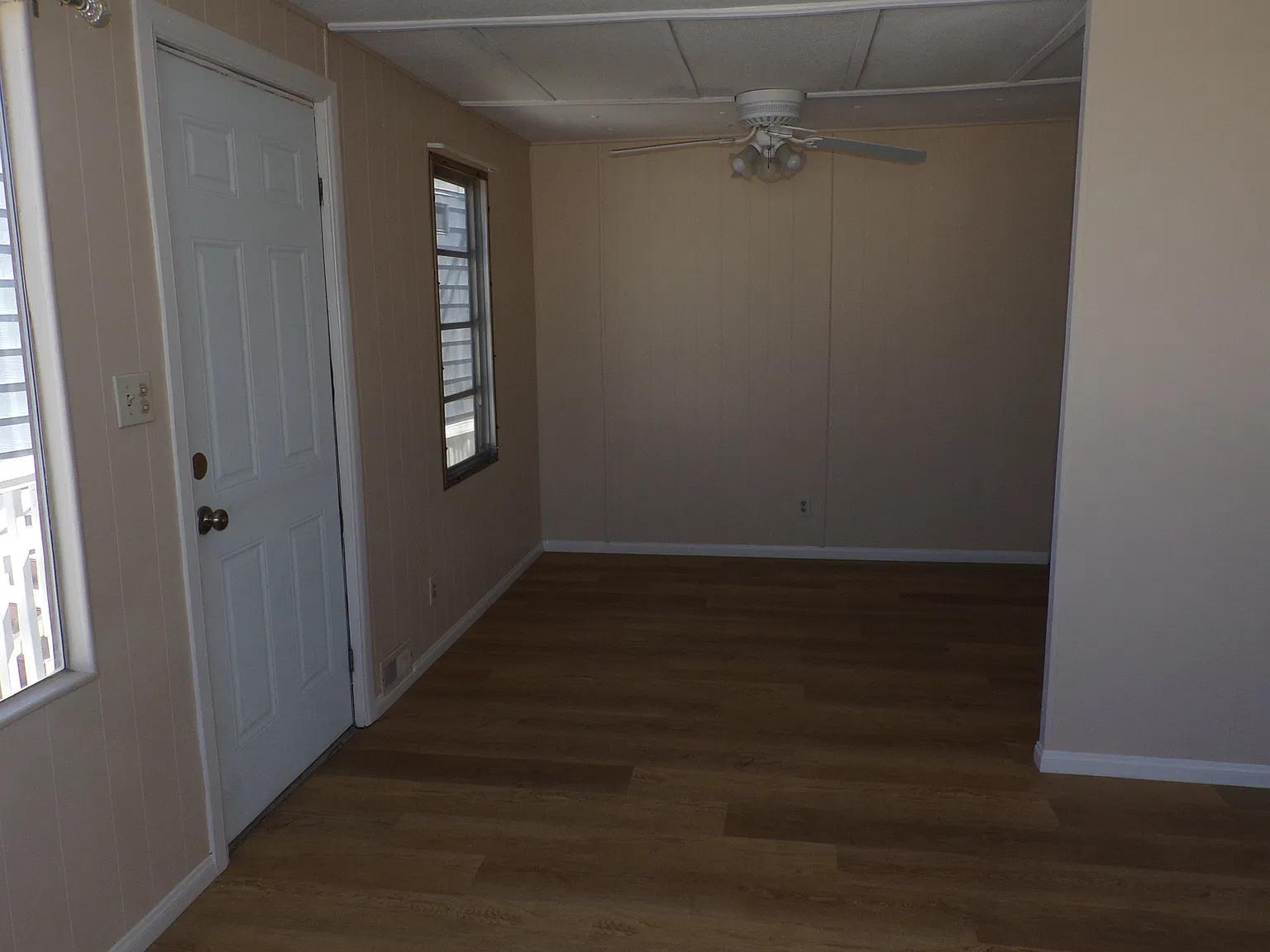 2 bed, 800 sqft, $1,675 — Photo 3
