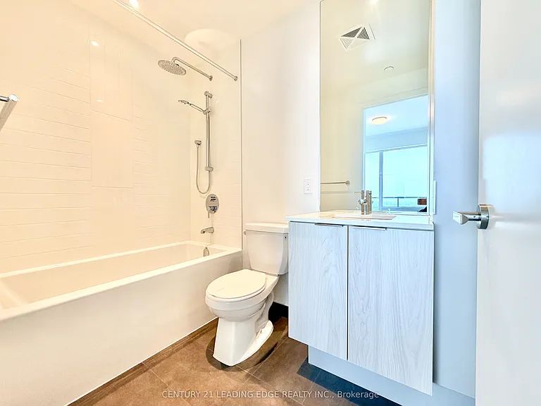 448 Burnhamthorpe Rd W #6511 — Photo 18