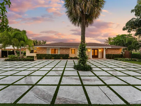 7400 W Lake Drive, Lake Clarke Shores, FL 33406