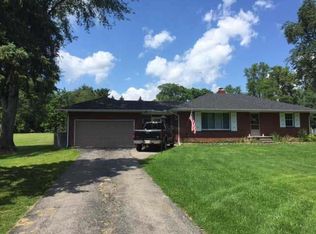 2202 Smith Rd, Temperance, MI 48182