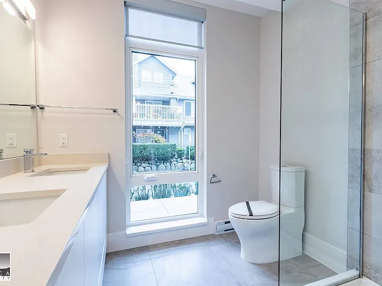 1591 Bowser Ave #102 — Photo 5