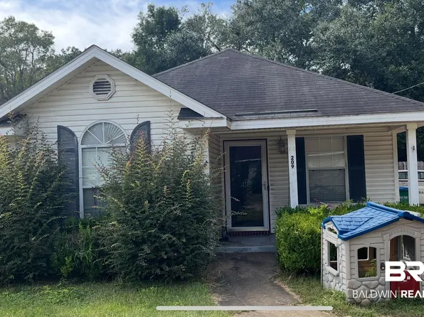 209 Kimberly Ct, Saraland, AL 36571
