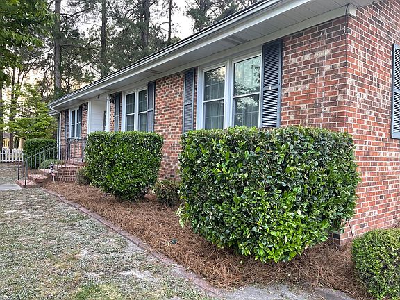 3rd image of 807 Robinson Pl