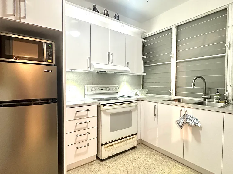 2166 McLeary #2 — Photo 6