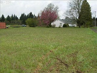 1st image of 22904 NE 58th St