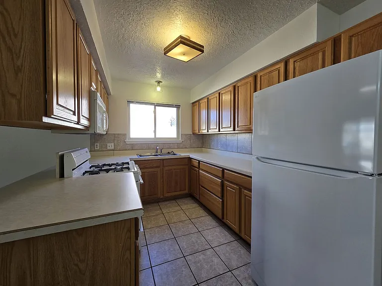 2654 Calle Primavera — Photo 4