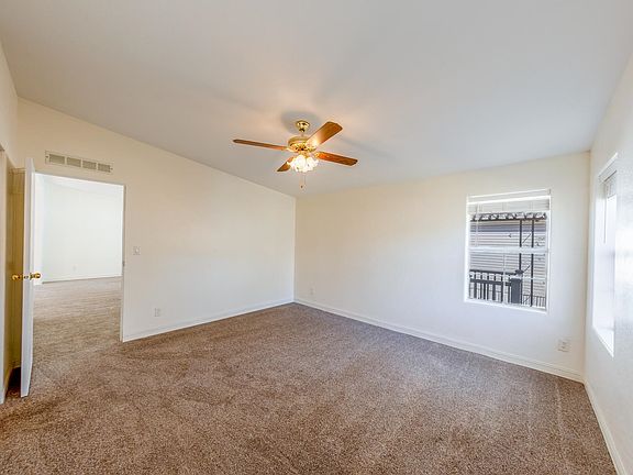 4th image of 679 Brentwood Dr Unit 7