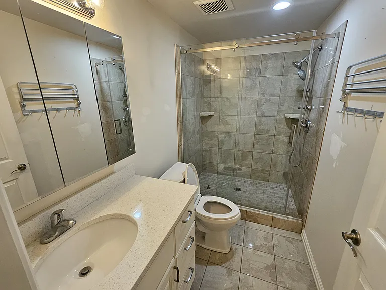 1871 E Vista Ridge Ct — Photo 3