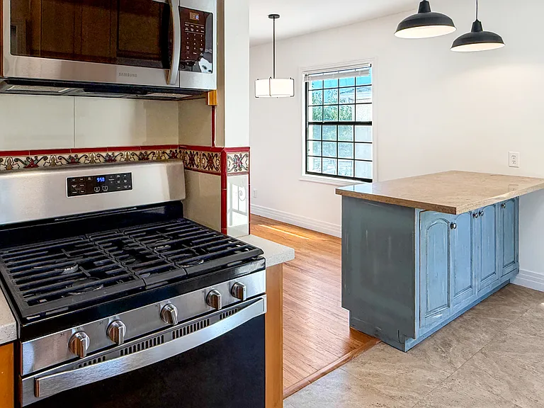 2507 S Patton Ave — Photo 8