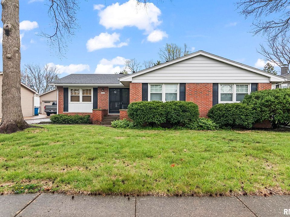 1st image of 2229 Fairway Dr