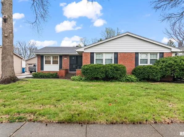 2229 Fairway Dr, Springfield, IL 62704