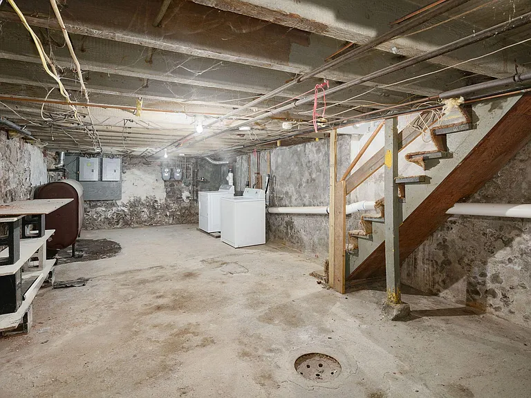 310 Dorrance St #2 — Photo 17