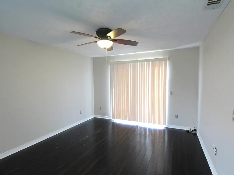 7680 Chablis Cir — Photo 3