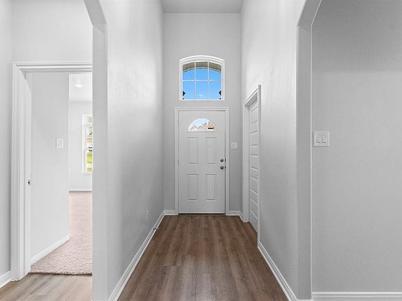 4th image of 11711 Eclipse Drive