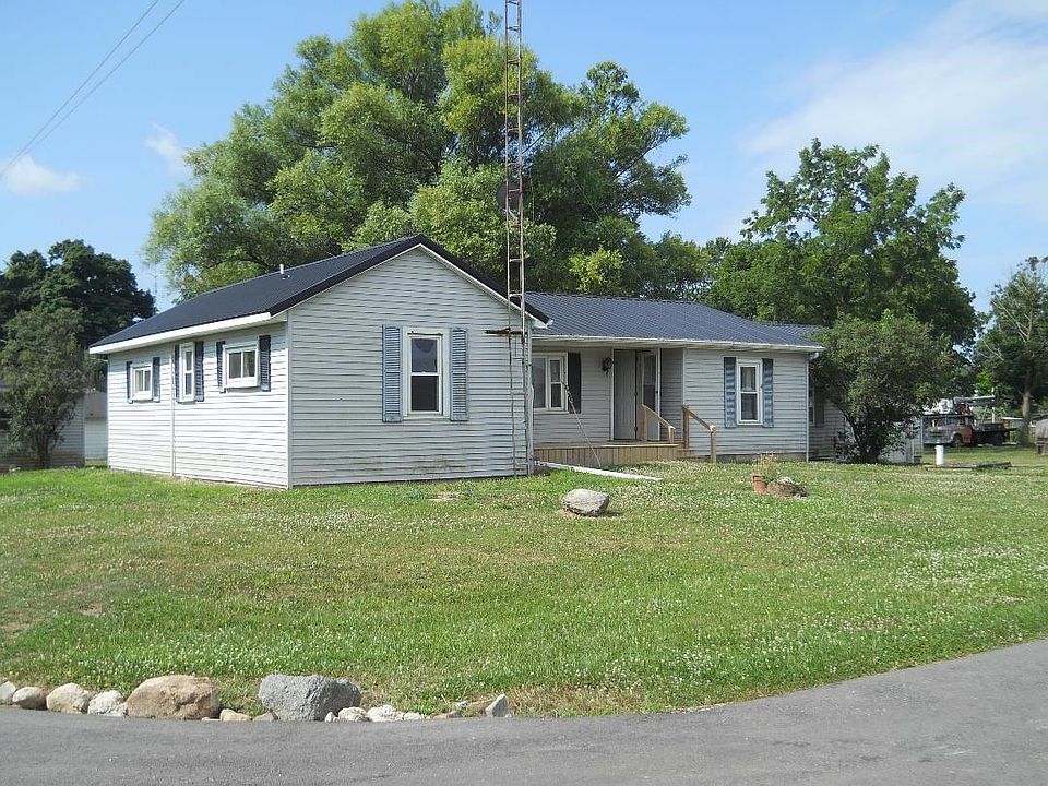 2nd image of 5905 E North St