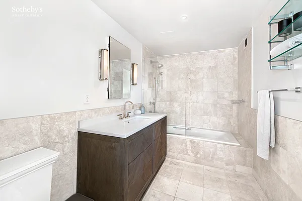 Sold by Sotheby's International Realty | media 22