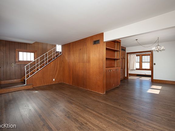 5th image of 5313 Lyman Ave