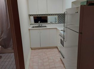 88 Glen Rush Blvd #2, Toronto, ON M5N2V1