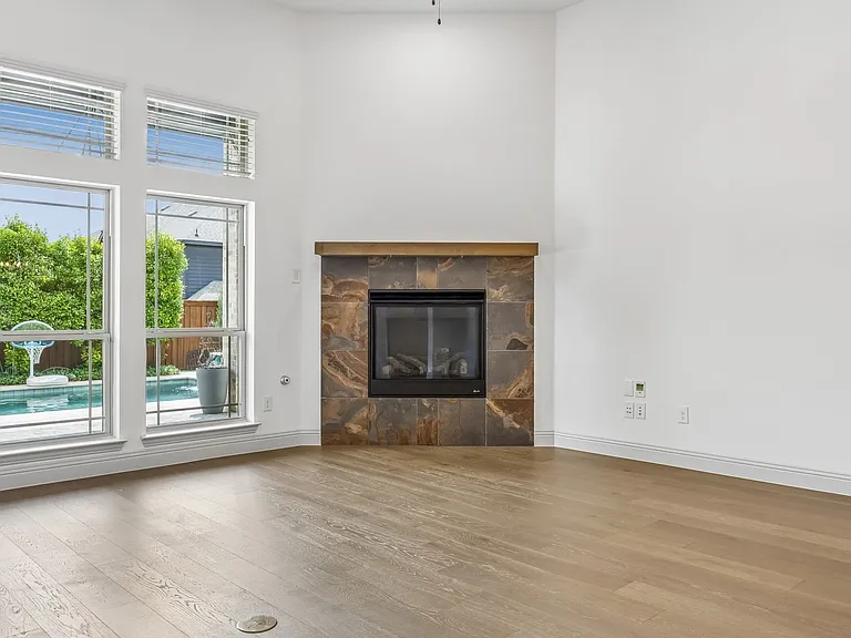 2618 Fair Oaks Ave — Photo 10