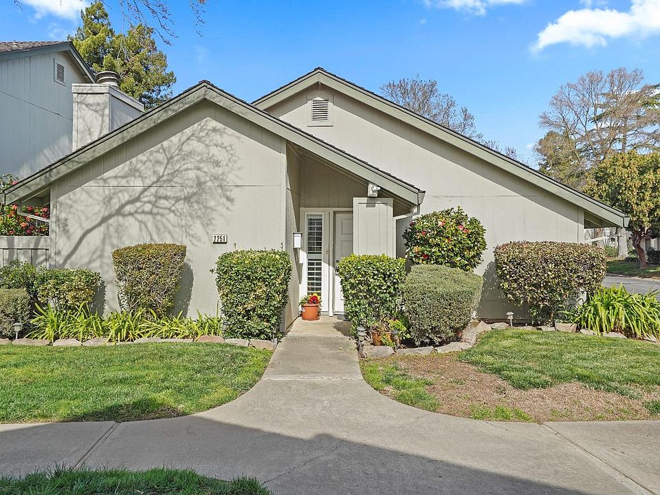 1st image of 2251 Indian Wells Ct