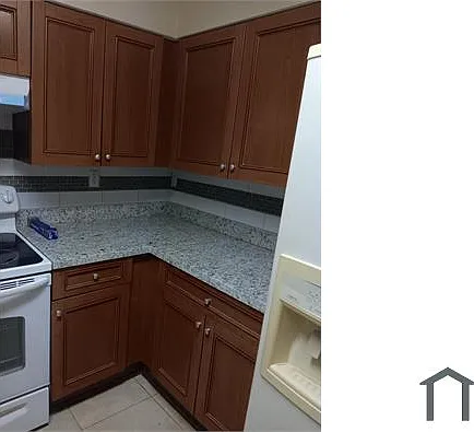 2726 NW 131st St — Photo 3